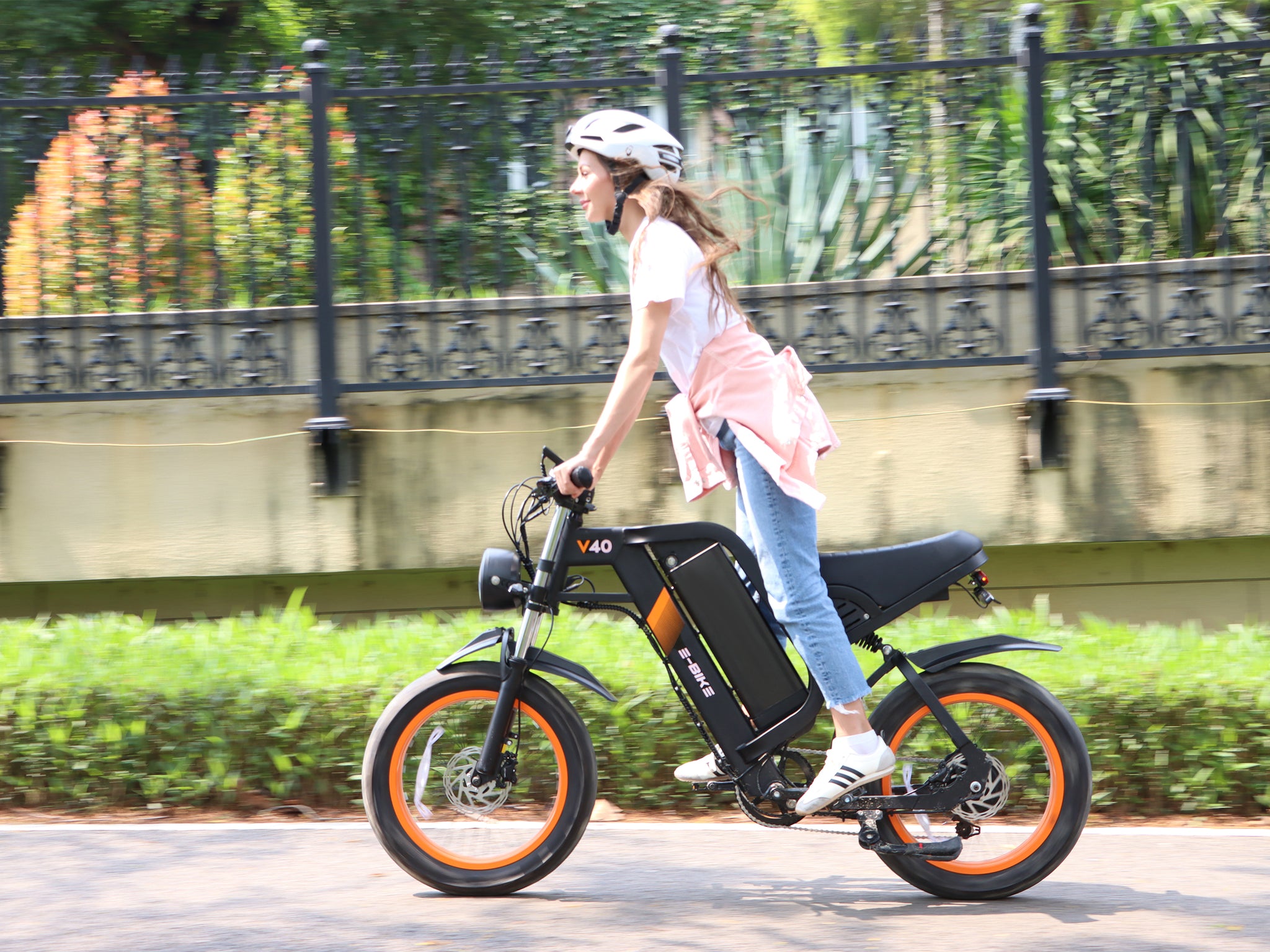 V40 Long Range Ebike